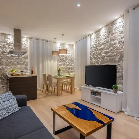 Meridiem Apartment Kastela