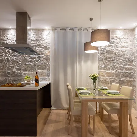 Meridiem Kastela