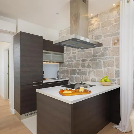 Meridiem Apartman