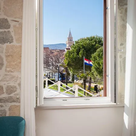 Meridiem Apartment Kastela